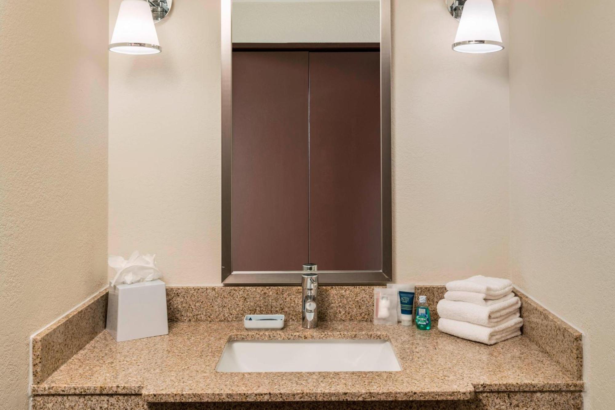 Four Points By Sheraton Boston Logan Airport Revere Εξωτερικό φωτογραφία